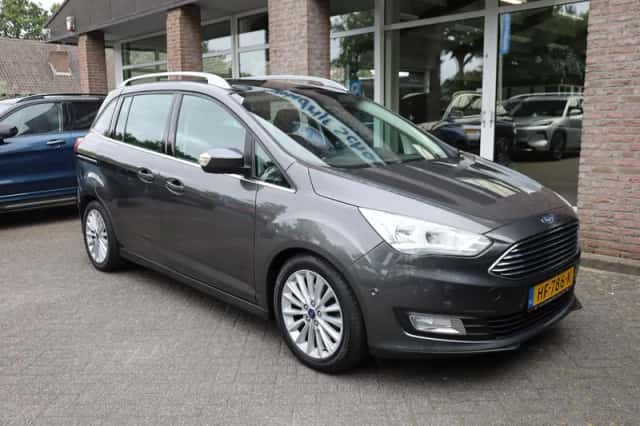 Ford Grand C-Max (2015) thumbnail 3