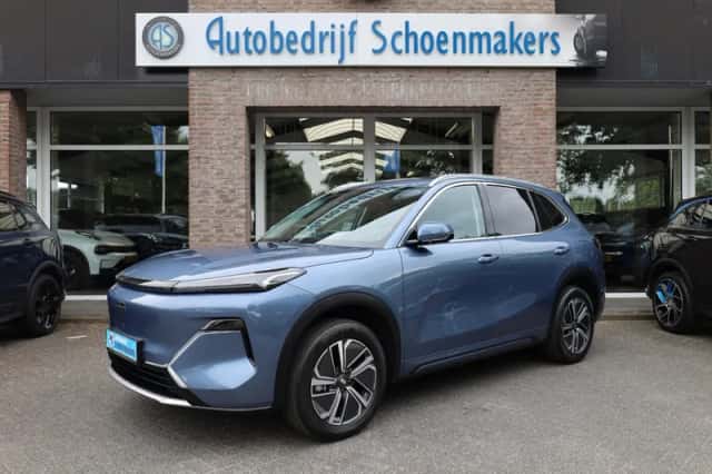 Geely Starray EM-i (2026) thumbnail 1