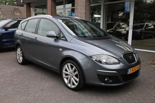 SEAT Altea XL (2012) thumbnail 3