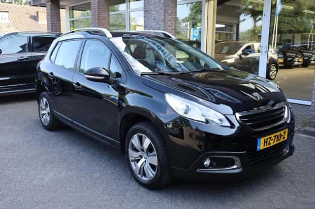 Peugeot 2008 (2015) thumbnail 3