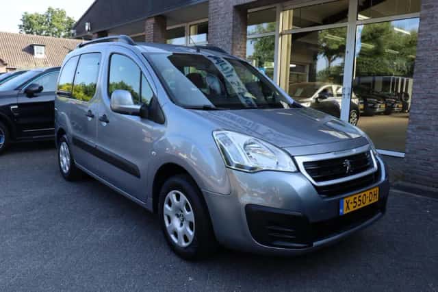 Peugeot Partner (2016) thumbnail 3