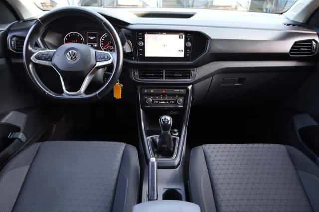 Volkswagen T-Cross (2019) thumbnail 4