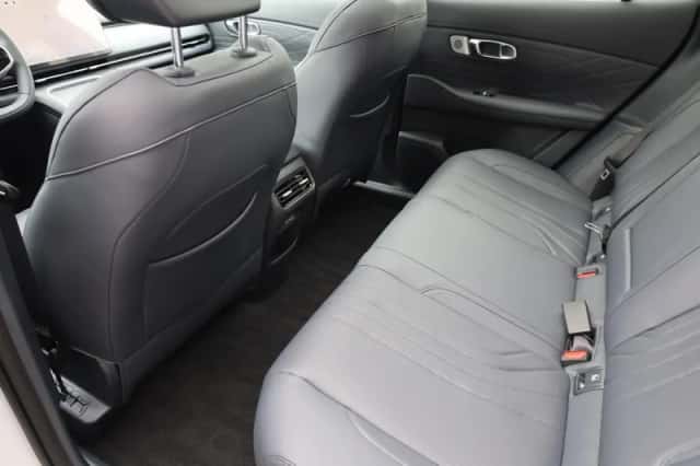 Geely Starray EM-i (2026) thumbnail 6