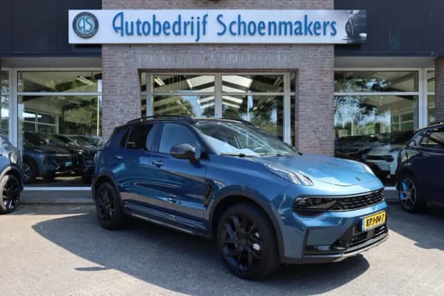 Lynk & Co 01 (2023) thumbnail 3