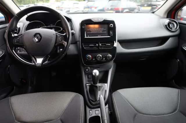 Renault Clio (2014) thumbnail 4