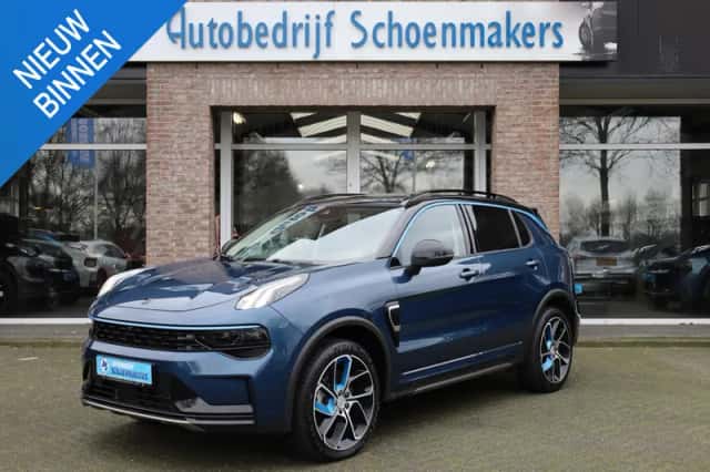 Lynk & Co 01 (2023) thumbnail 1