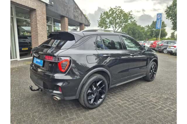 Lynk & Co 01 (2022) thumbnail 2