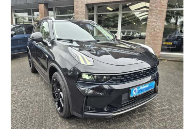 Lynk & Co 01 (2022) thumbnail 4