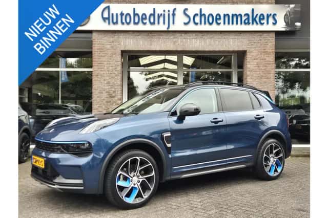 Lynk & Co 01 (2022) thumbnail 1