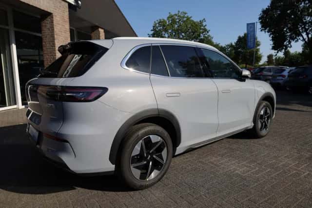 Geely E5 (2026) thumbnail 2