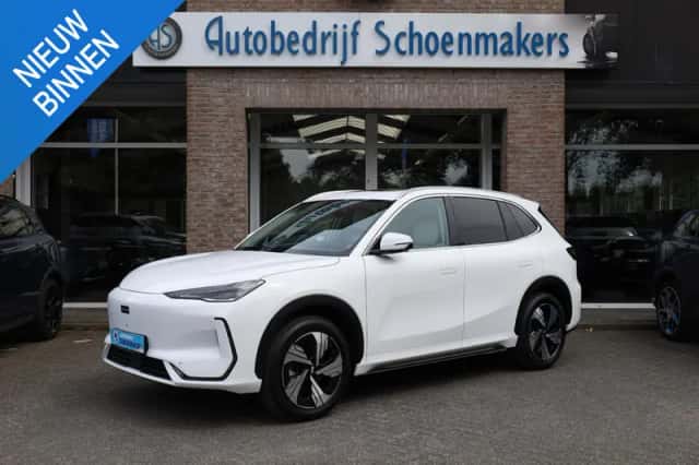 Geely E5 (2026) thumbnail 1
