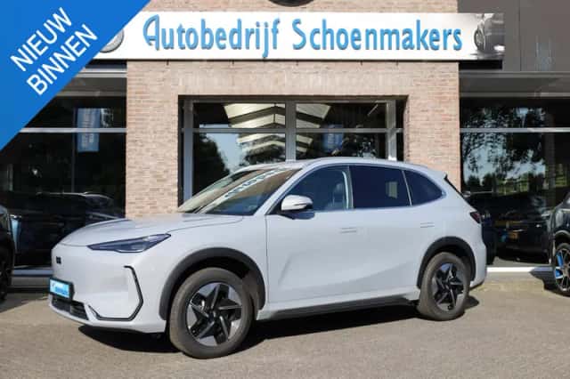Geely E5 (2026) thumbnail 1