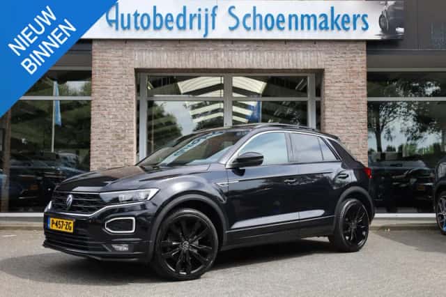 Volkswagen T-Roc (2021) thumbnail 1