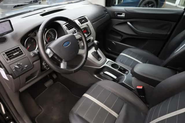 Ford Kuga (2009) thumbnail 5