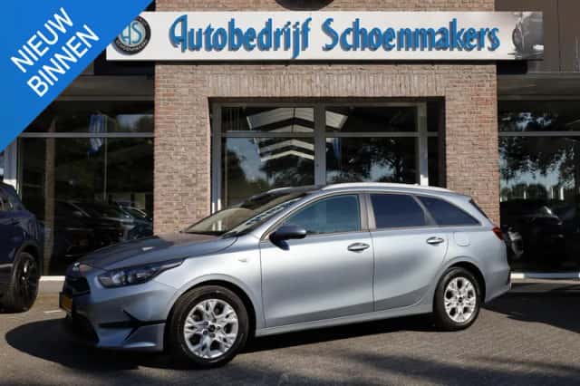 Kia Ceed (2024) thumbnail 1
