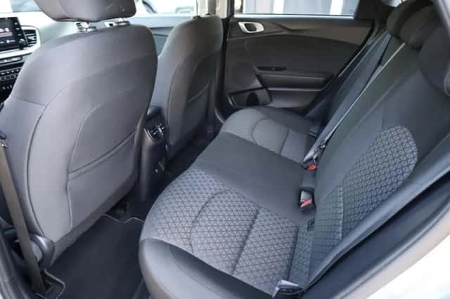 Kia Ceed (2024) thumbnail 6