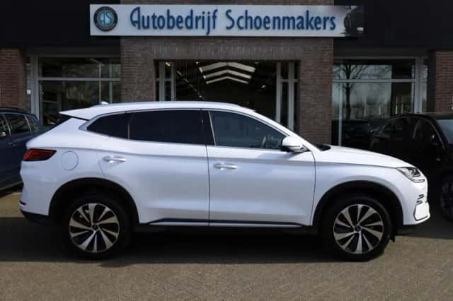 BYD Seal U (2025) thumbnail 2