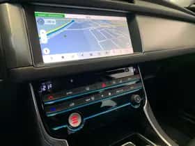 Jaguar XF (2019) thumbnail 35