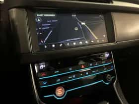 Jaguar XF (2019) thumbnail 36
