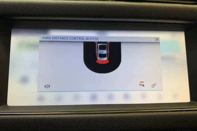 Jaguar XF (2019) thumbnail 38