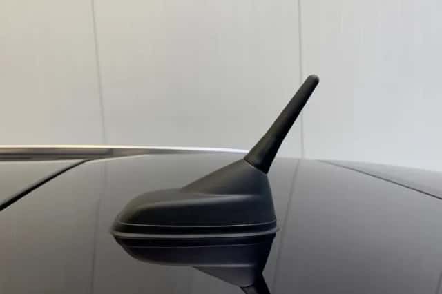Peugeot 308 (2017) thumbnail 18