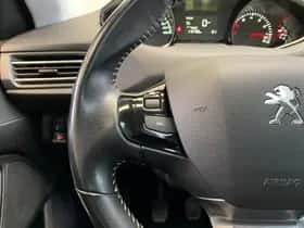 Peugeot 308 (2017) thumbnail 21
