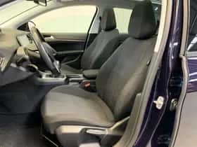 Peugeot 308 (2017) thumbnail 39