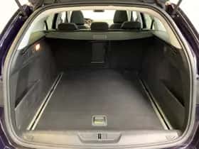 Peugeot 308 (2017) thumbnail 47