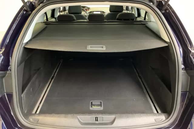 Peugeot 308 (2017) thumbnail 48