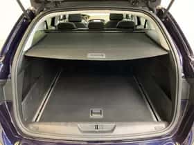 Peugeot 308 (2017) thumbnail 48