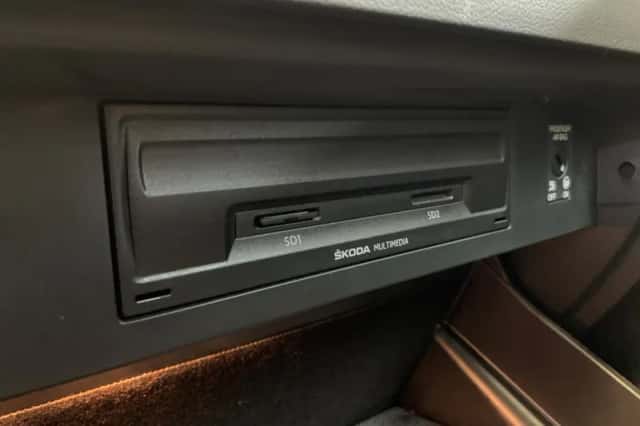 Škoda Octavia (2019) thumbnail 28