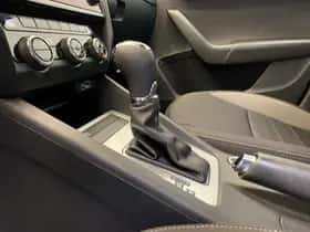 Škoda Octavia (2019) thumbnail 30