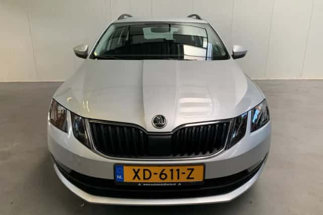 Škoda Octavia (2019) thumbnail 47