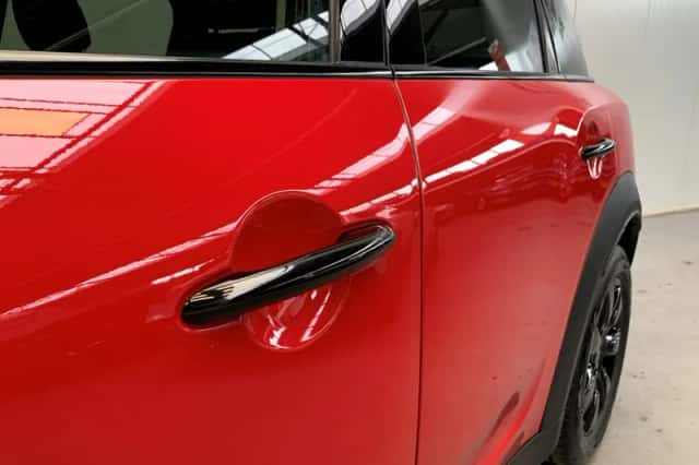MINI Countryman (2018) thumbnail 16