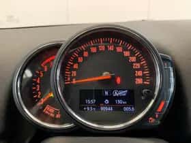 MINI Countryman (2018) thumbnail 4