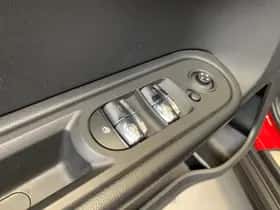 MINI Countryman (2018) thumbnail 41
