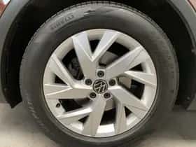 Volkswagen Tiguan (2021) thumbnail 11