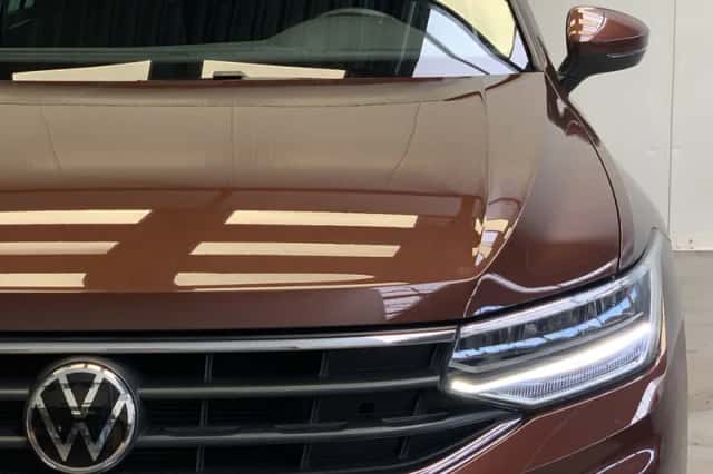 Volkswagen Tiguan (2021) thumbnail 12