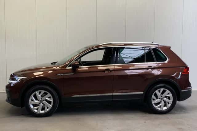 Volkswagen Tiguan (2021) thumbnail 3