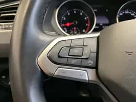 Volkswagen Tiguan (2021) thumbnail 21