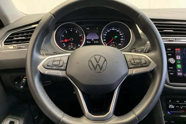 Volkswagen Tiguan (2021) thumbnail 22