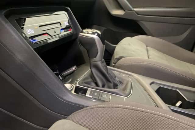 Volkswagen Tiguan (2021) thumbnail 26