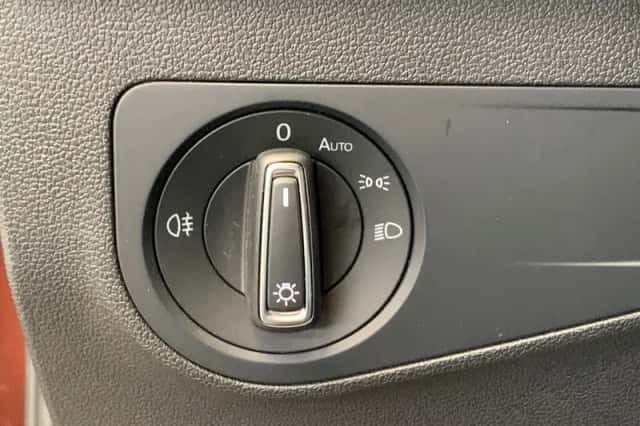 Volkswagen Tiguan (2021) thumbnail 27