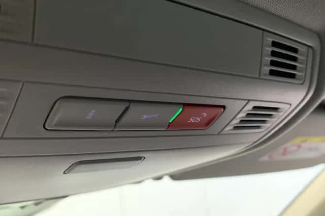Volkswagen Tiguan (2021) thumbnail 40