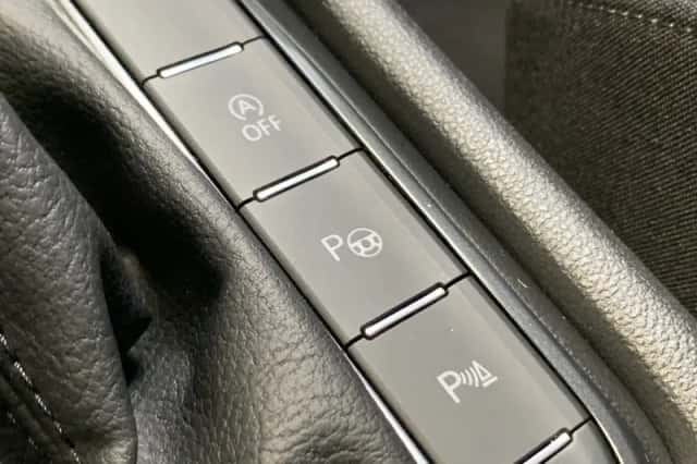 Volkswagen Tiguan (2021) thumbnail 41
