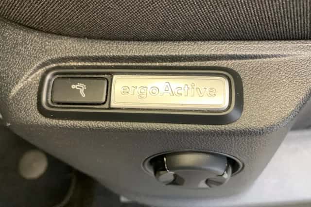 Volkswagen Tiguan (2021) thumbnail 51