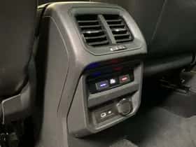 Volkswagen Tiguan (2021) thumbnail 53