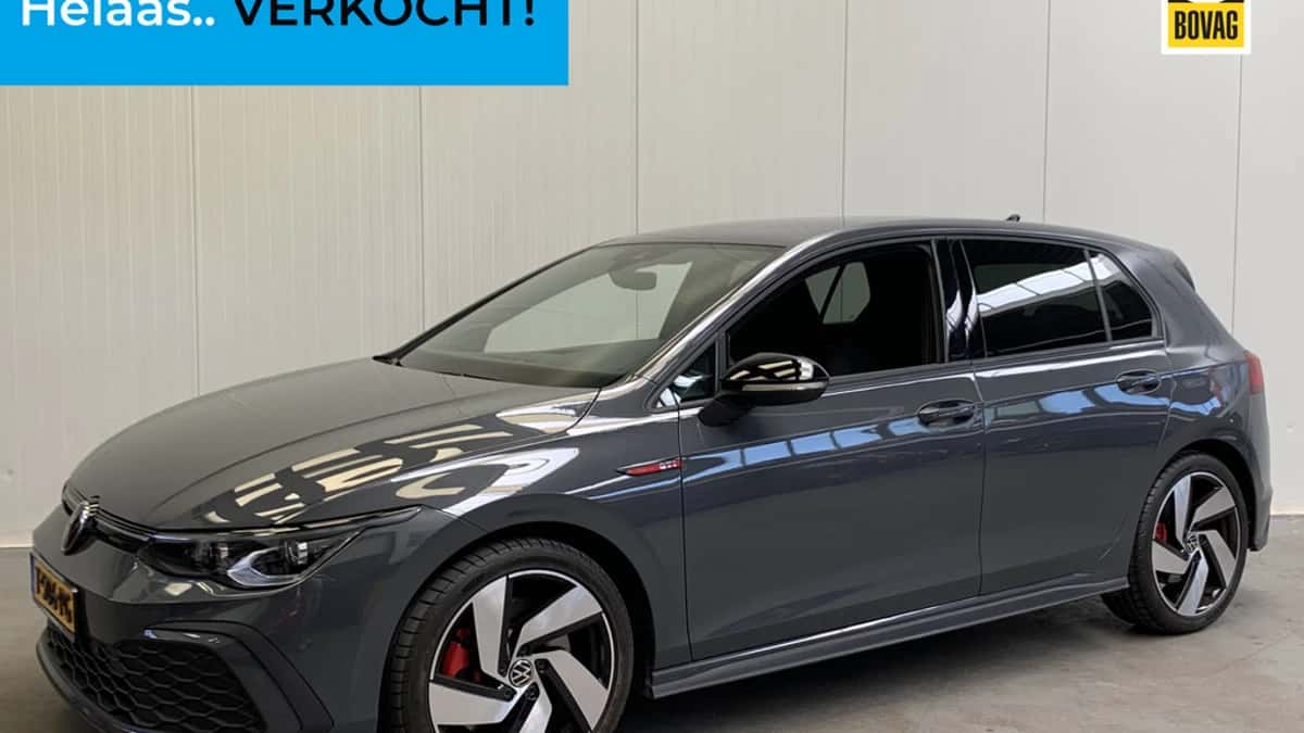 Volkswagen Golf (2022) — foto 1