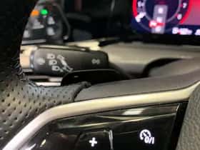 Volkswagen Golf (2022) thumbnail 23