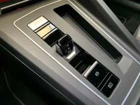 Volkswagen Golf (2022) thumbnail 30